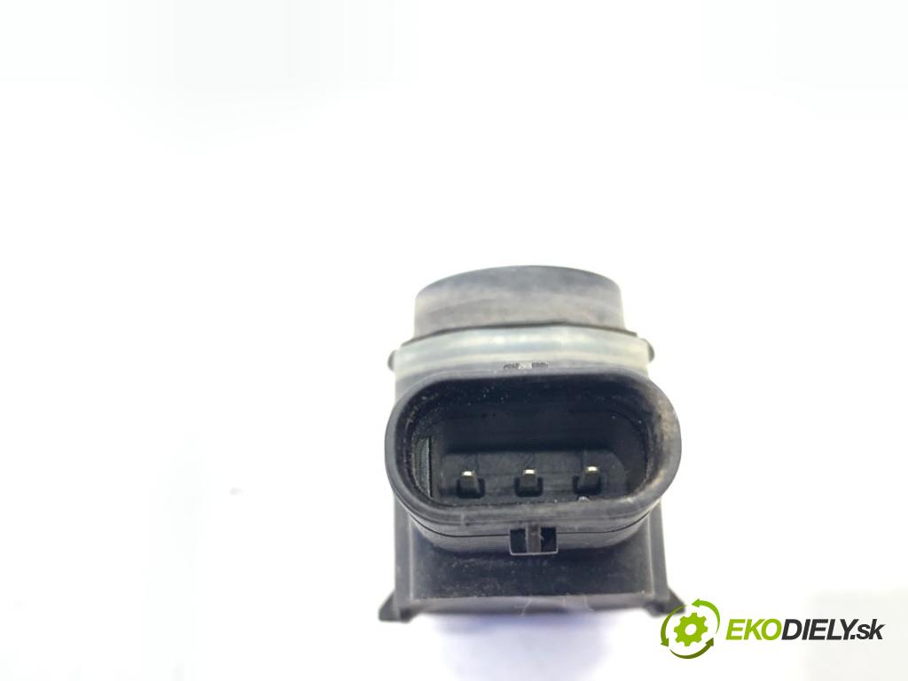 AUDI Q5 8R SUV 2011 125 kW 2.0 TDI quattro 1968 Snímač PDC 5KD919275