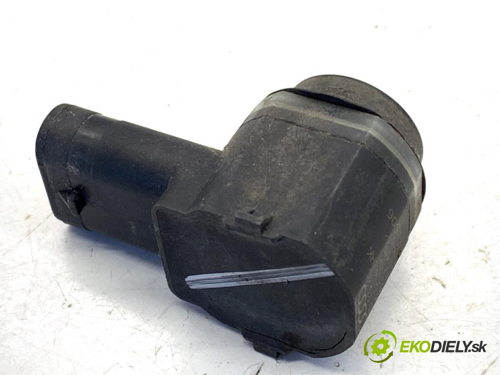 AUDI Q5 8R SUV 2011 125 kW 2.0 TDI quattro 1968 Snímač PDC 5KD919275