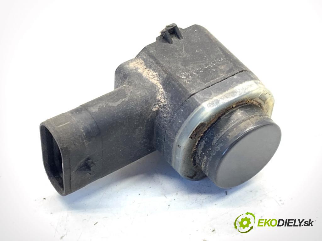 AUDI Q5 8R SUV 2011 125 kW 2.0 TDI quattro 1968 Snímač PDC 5KD919275