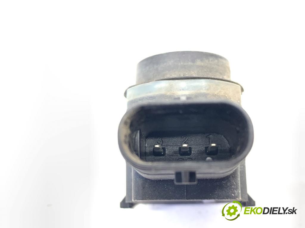 AUDI Q5 8R SUV 2011 125 kW 2.0 TDI quattro 1968 Snímač PDC 5KD919275