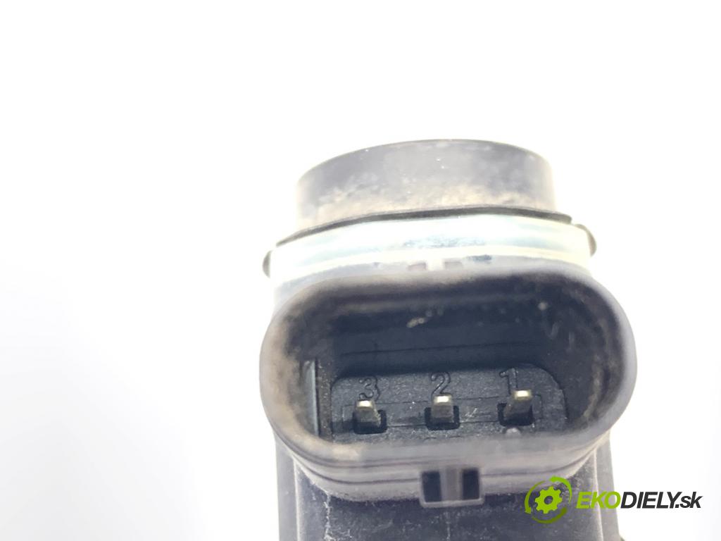 AUDI Q5 8R SUV 2011 125 kW 2.0 TDI quattro 1968 Snímač PDC 5KD919275