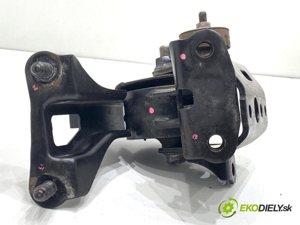 TOYOTA AURIS II liftback 2017 73 kW 1.8 Hybrid (ZWE186_) 1798 Držiak prevodovky