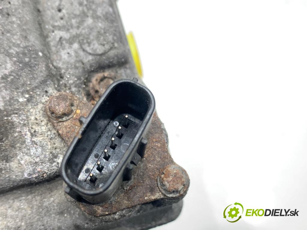 TOYOTA AURIS II liftback 2017 73 kW 1.8 Hybrid (ZWE186_) 1798 Kompresor klimatizácie 042200-1330 (Kompresor klimatizácie)