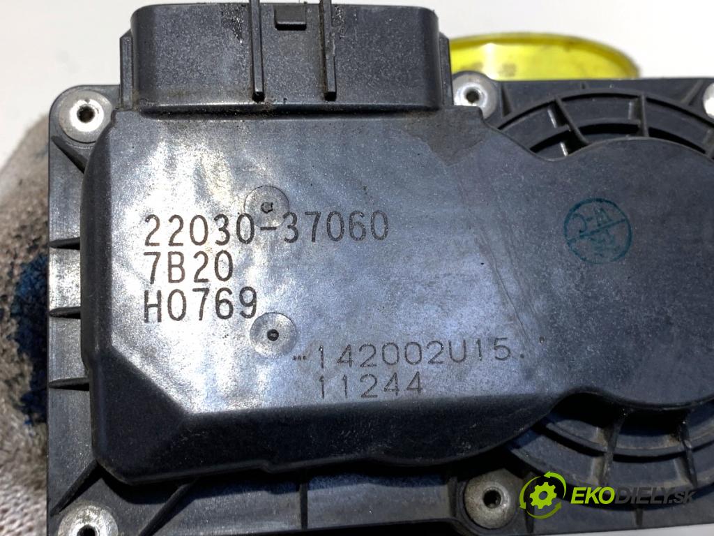 TOYOTA AURIS II liftback 2017 73 kW 1.8 Hybrid (ZWE186_) 1798 Škrtiaca klapka 22030-37060 (Škrtiaca klapka)