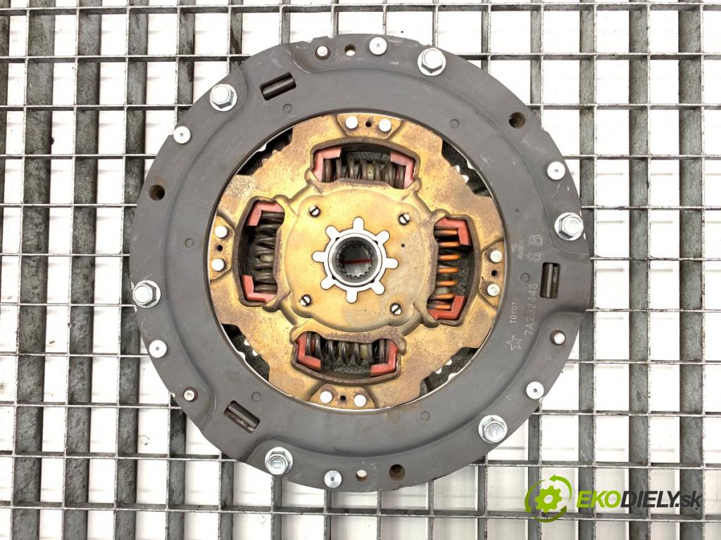 TOYOTA AURIS II liftback 2017 73 kW 1.8 Hybrid (ZWE186_) 1798 koleso zotrvačníkové 7A232443 (Zotrvačník)