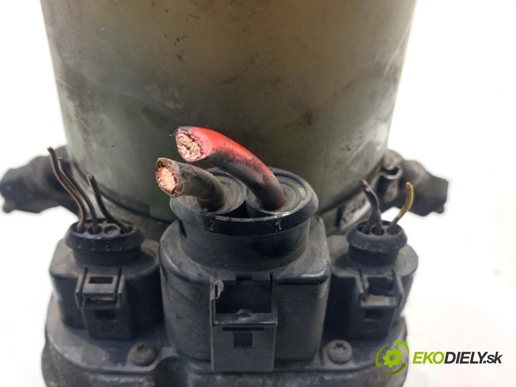 SKODA FABIA II liftback 2008 44 kW 1.2 12V 1198 pumpa servočerpadlo 6R0423156B (Servočerpadlo)