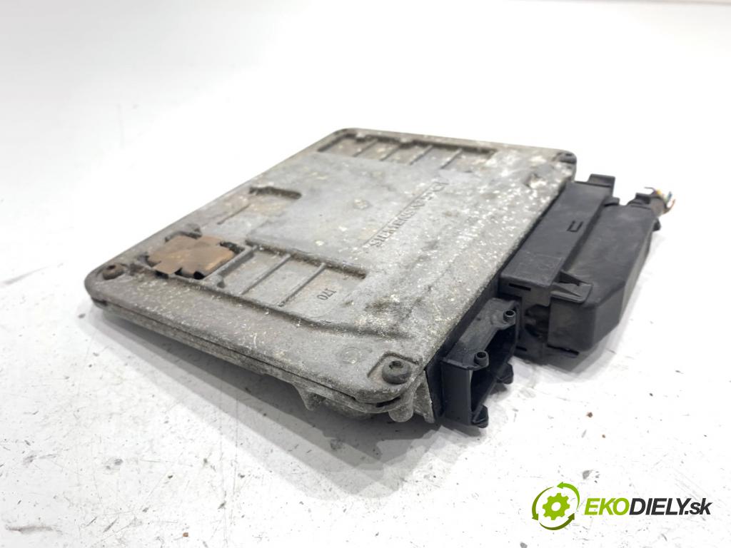 SKODA FABIA II liftback 2008 44 kW 1.2 12V 1198 řídící jednotka motora 03D906023 (Řídicí jednotka)