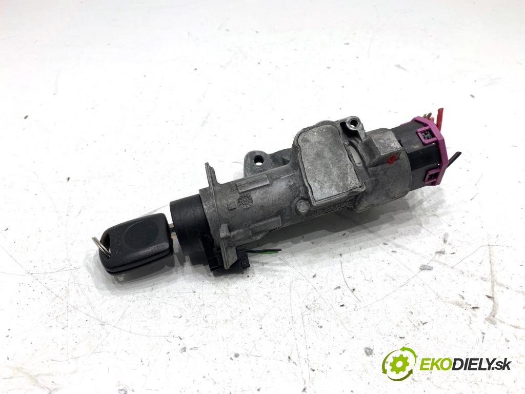 SKODA FABIA II liftback 2008 44 kW 1.2 12V 1198 spínačka 4B0905851C (Spínací skříňka)
