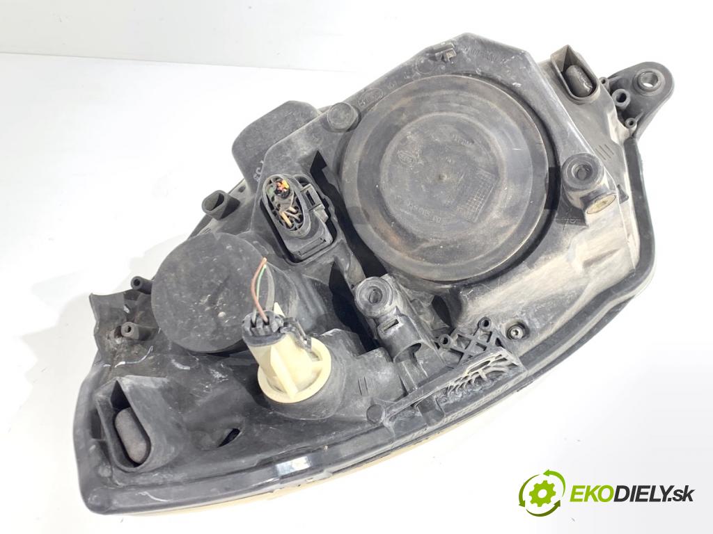 SKODA FABIA II liftback 2008 44 kW 1.2 12V 1198 Svetlomet pravy predný