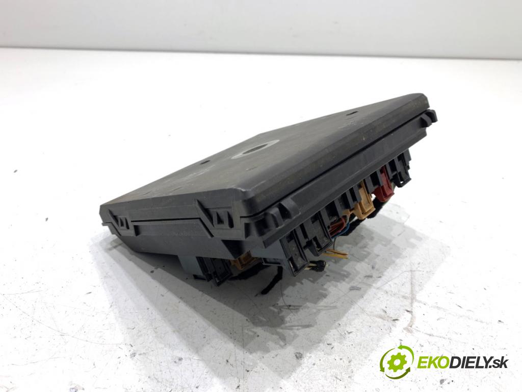 SKODA FABIA II liftback 2008 44 kW 1.2 12V 1198 modul komfortu 6Q2937049F (Komfortní modul)