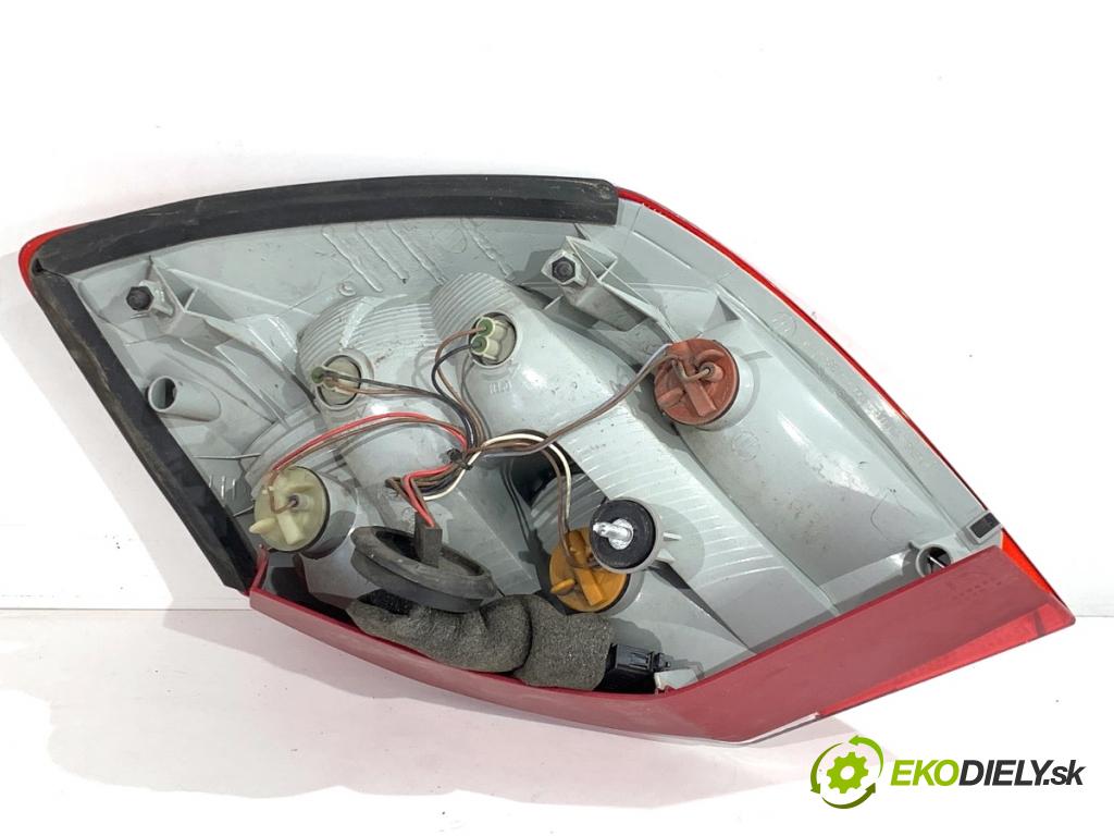 SKODA FABIA II liftback 2008 44 kW 1.2 12V 1198 světlo levý zadní část