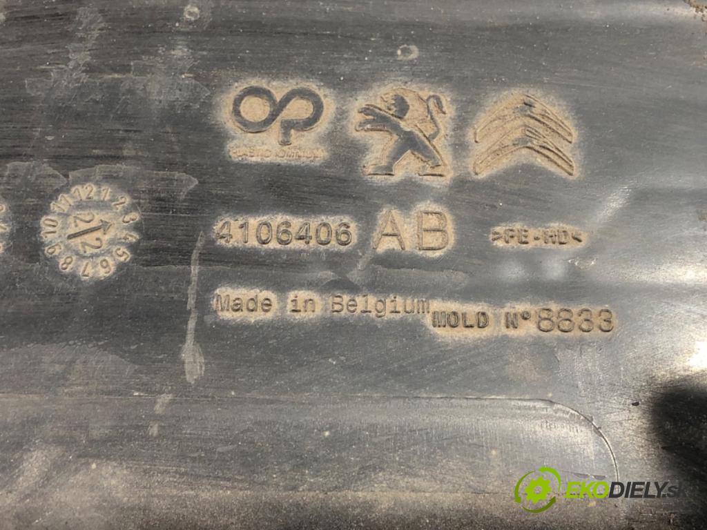 PEUGEOT BOXER II Skrzynia 2022 103 kW 2.2 BlueHDi 140 2179 Nádržka SCR: 4106406AB