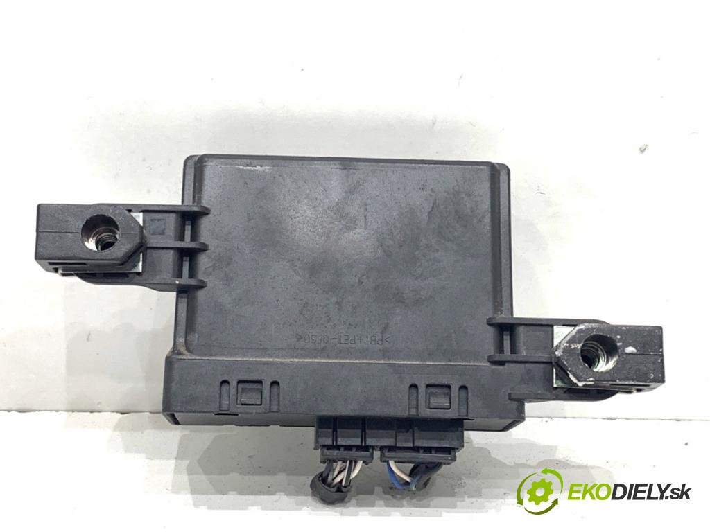 PEUGEOT BOXER II Skrzynia 2022 103 kW 2.2 BlueHDi 140 2179 Modul PDC 0263004883 (Riadiaca jednotka ostatné)