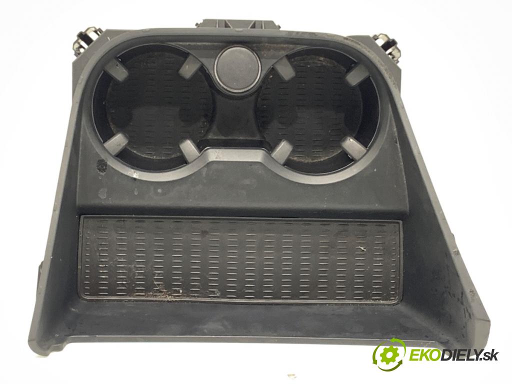 BMW F25 SUV 2013 190 kW xDrive 30 d 2993 Držiak na nápoje 9184498 (Držiak (úchyt) na nápoje)