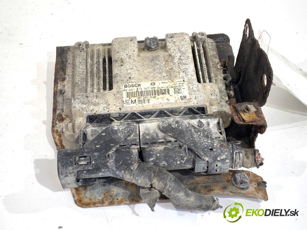 OPEL ASTRA H liftback 2006 110 kW 1.9 CDTI (L48) 1910 řídící jednotka motora 0281013567 (Řídicí jednotka)