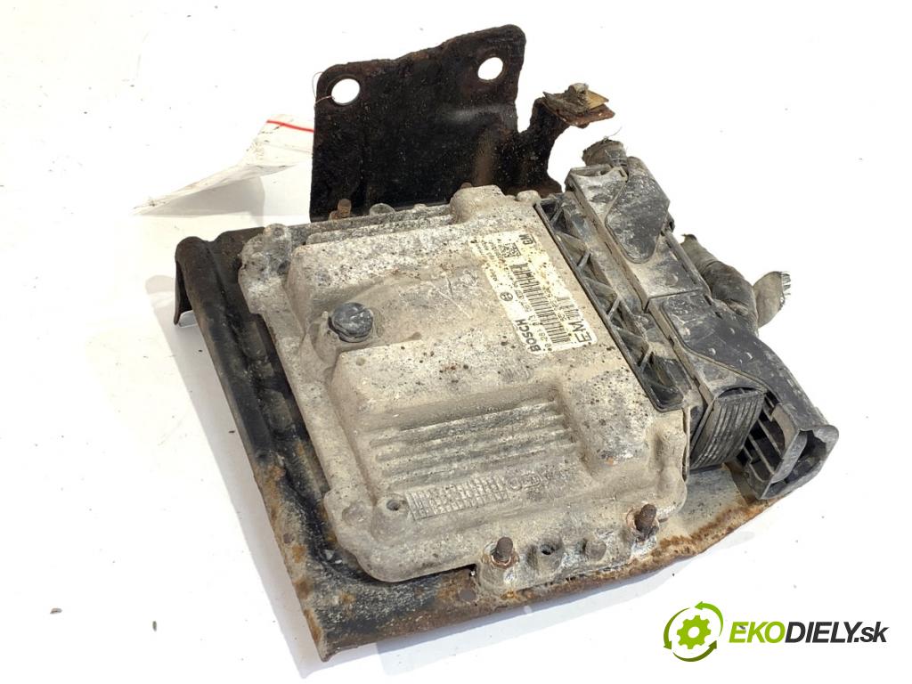 OPEL ASTRA H liftback 2006 110 kW 1.9 CDTI (L48) 1910 řídící jednotka motora 0281013567 (Řídicí jednotka)