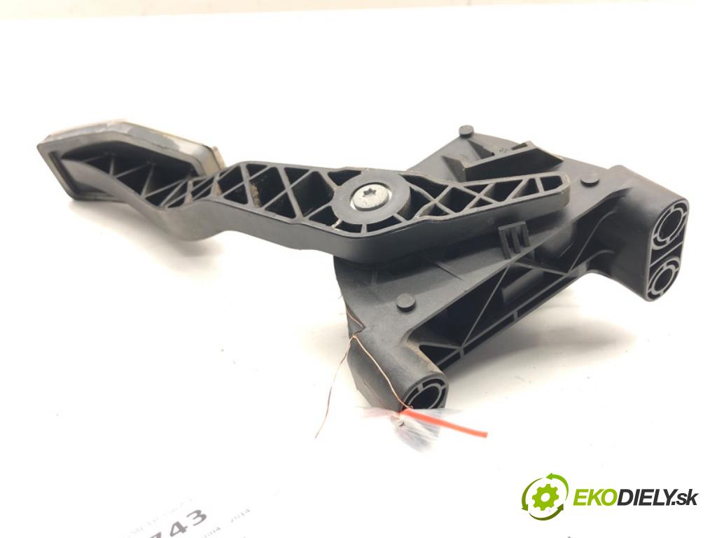 OPEL ASTRA H liftback 2006 110 kW 1.9 CDTI (L48) 1910 potenciometr plynového pedálu 24427004 (Potenciometr plynového pedálu)