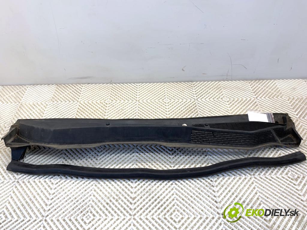 OPEL ASTRA H liftback 2006 110 kW 1.9 CDTI (L48) 1910 Torpédo, plast pod čelné okno 24463382 (Torpédo (plast pod čelným sklom))