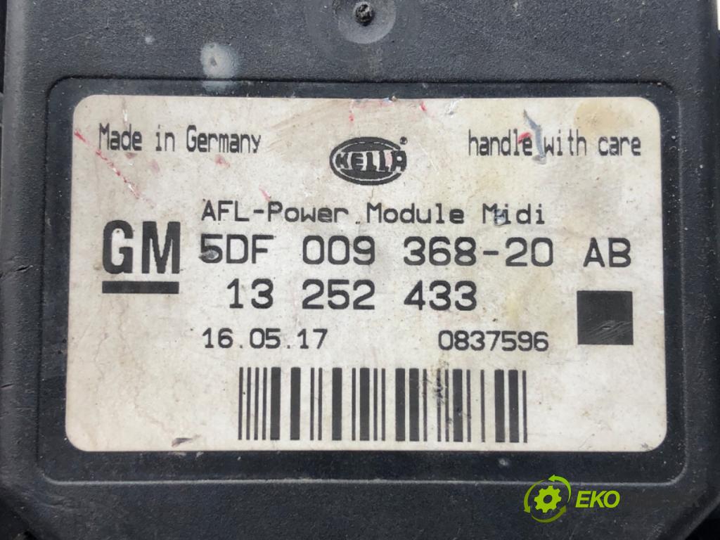 OPEL ASTRA H liftback 2006 110 kW 1.9 CDTI (L48) 1910 modul otáčky světla 13252433