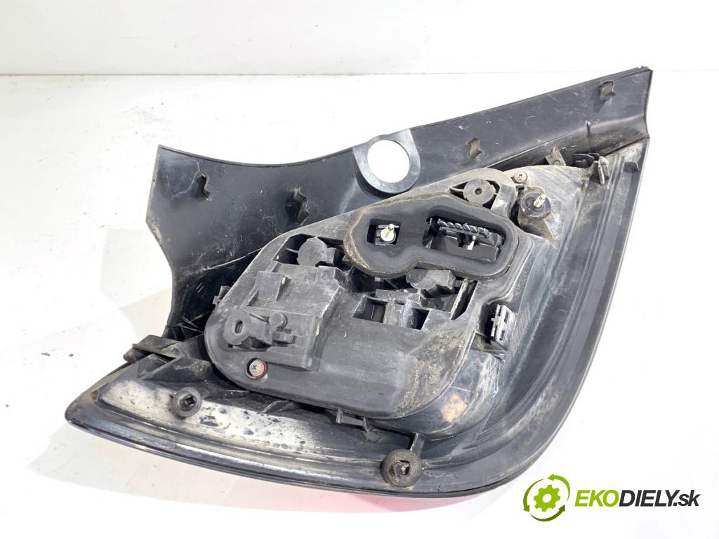 OPEL ASTRA H liftback 2006 110 kW 1.9 CDTI (L48) 1910 světlo pravý zadní část 342691834