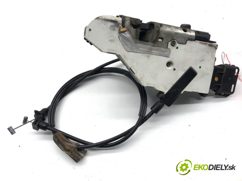PEUGEOT 207 liftback 2008 54 kW 1.4 1360 zámok Dvere pravy predný 24094158