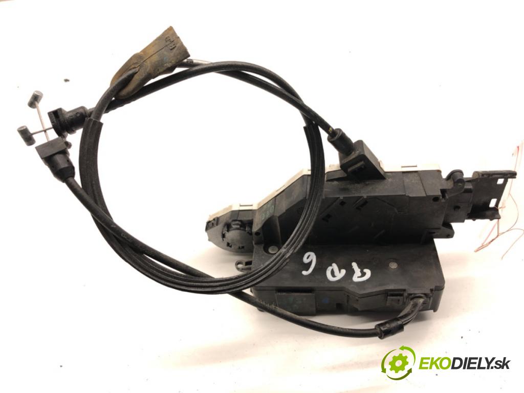 PEUGEOT 207 liftback 2008 54 kW 1.4 1360 zámok Dvere pravy predný 24094158