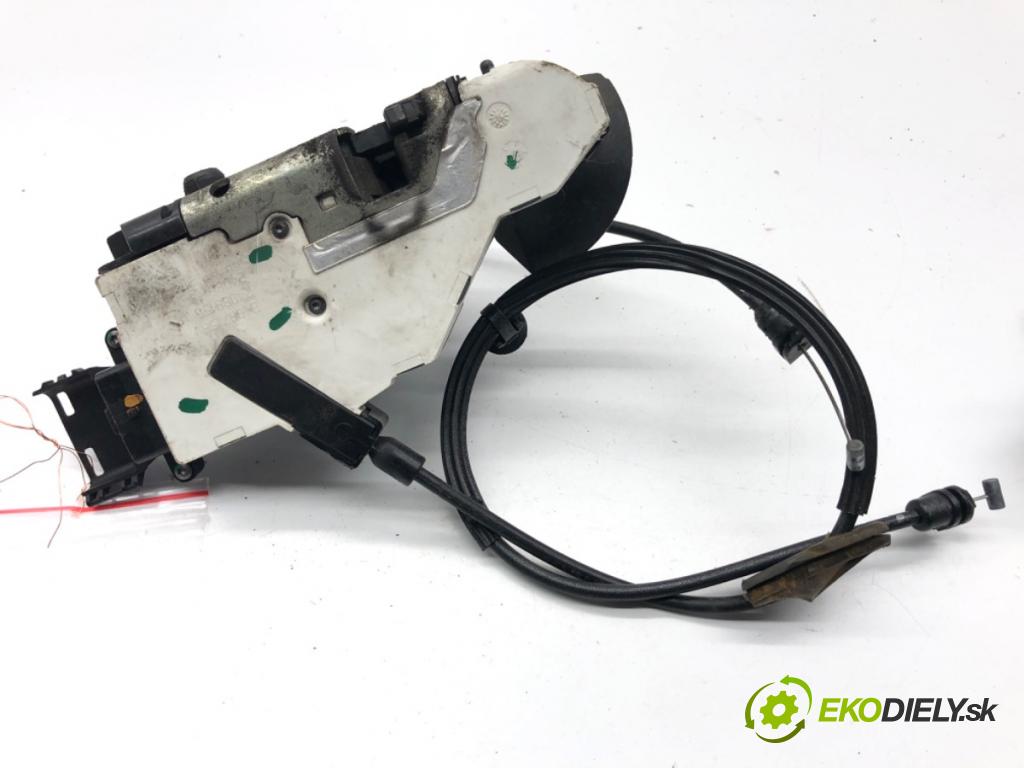 PEUGEOT 207 liftback 2008 54 kW 1.4 1360 zámok Dvere ľavy predný 24087158