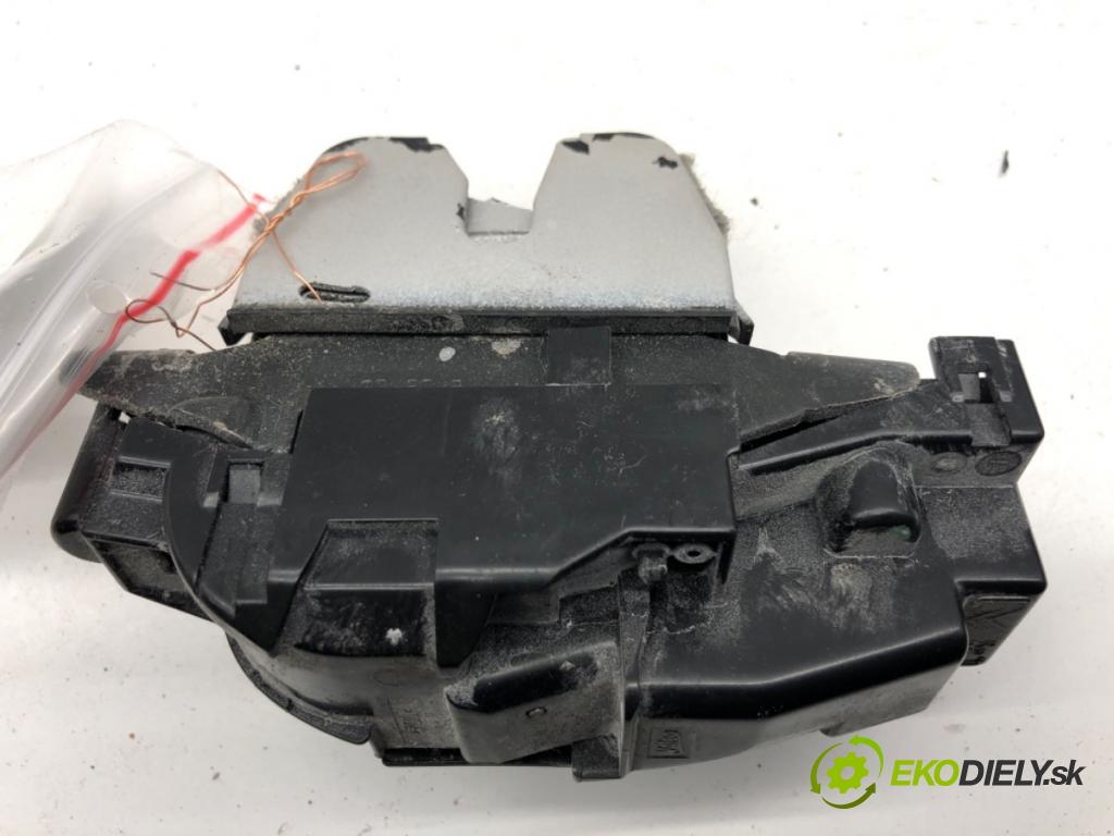 PEUGEOT 207 liftback 2008 54 kW 1.4 1360 zámok dverí zad 9660403980