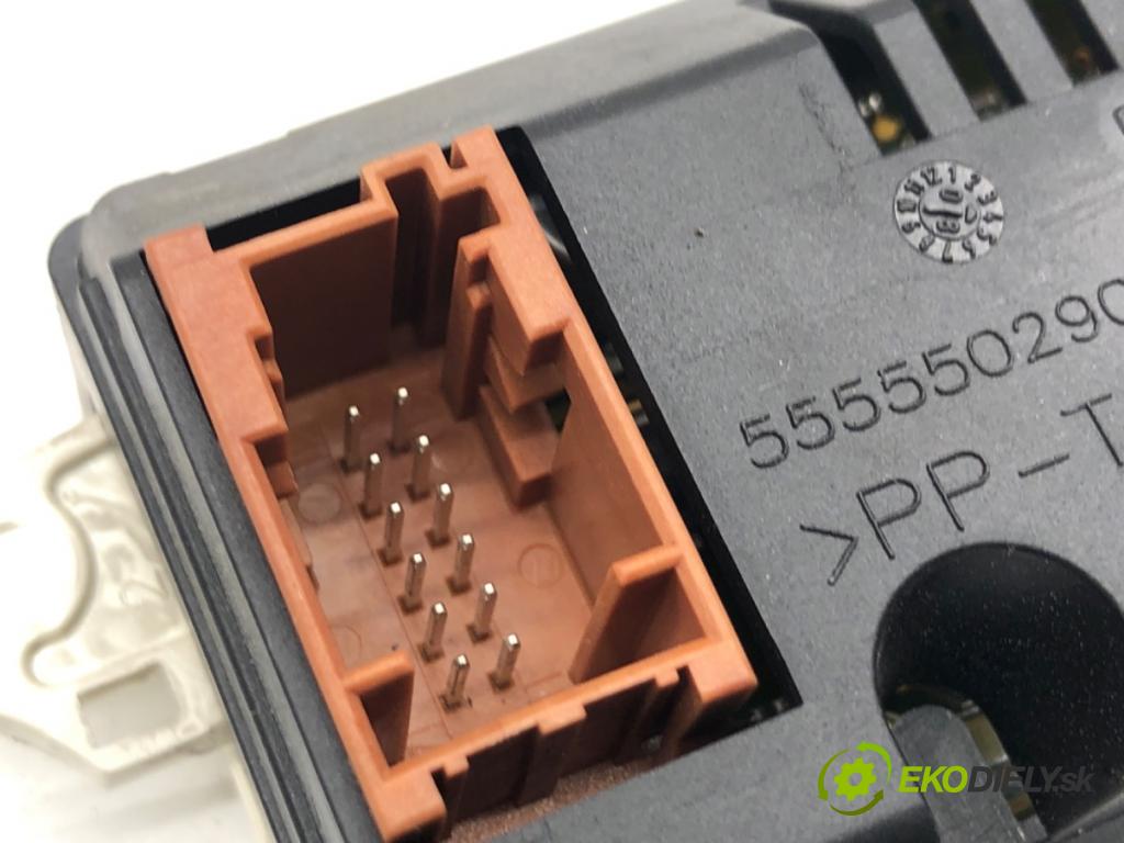 PEUGEOT 207 liftback 2008 54 kW 1.4 1360 Dislpej 9664483980 (Prístrojová doska)