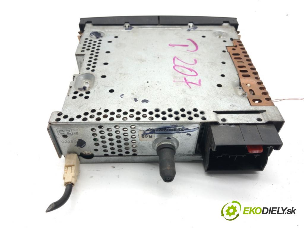 PEUGEOT 207 liftback 2008 54 kW 1.4 1360 RADIO 96591229XT (Audio zařízení)