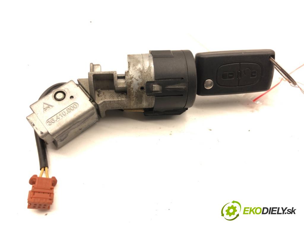 PEUGEOT 207 liftback 2008 54 kW 1.4 1360 spinačka 9663123280 (Spínacia skrinka)