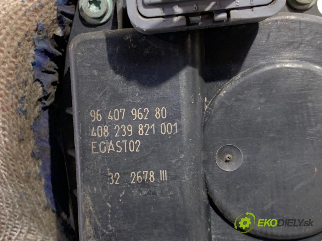 PEUGEOT 207 liftback 2008 54 kW 1.4 1360 Škrtiaca klapka 9640796280 (Škrtiaca klapka)