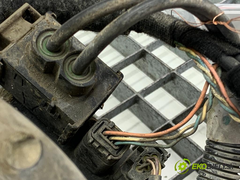 PEUGEOT 207 liftback 2008 54 kW 1.4 1360 riadenie volantu Riadenie 6700001770B