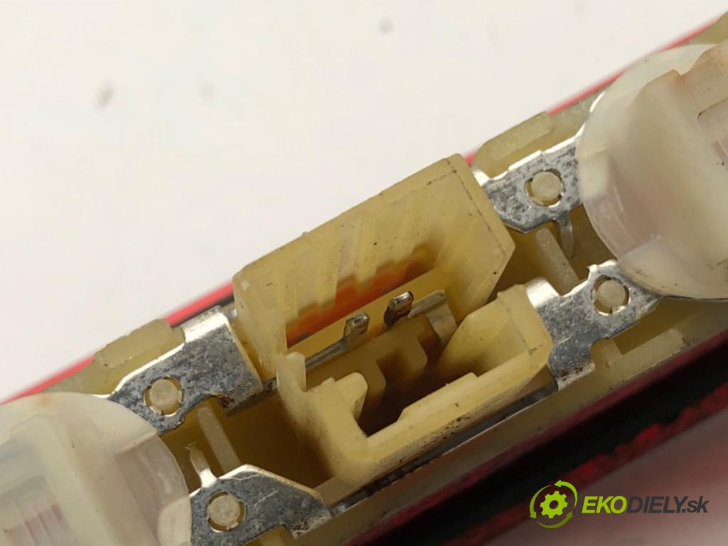 PEUGEOT 207 liftback 2008 54 kW 1.4 1360 světlo brzdových světel 9649986880