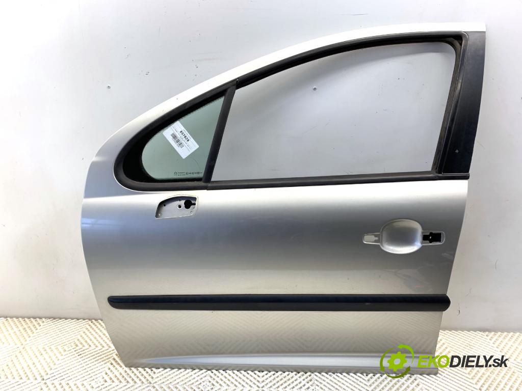PEUGEOT 207 liftback 2008 54 kW 1.4 1360 Dvere ľavy predný 