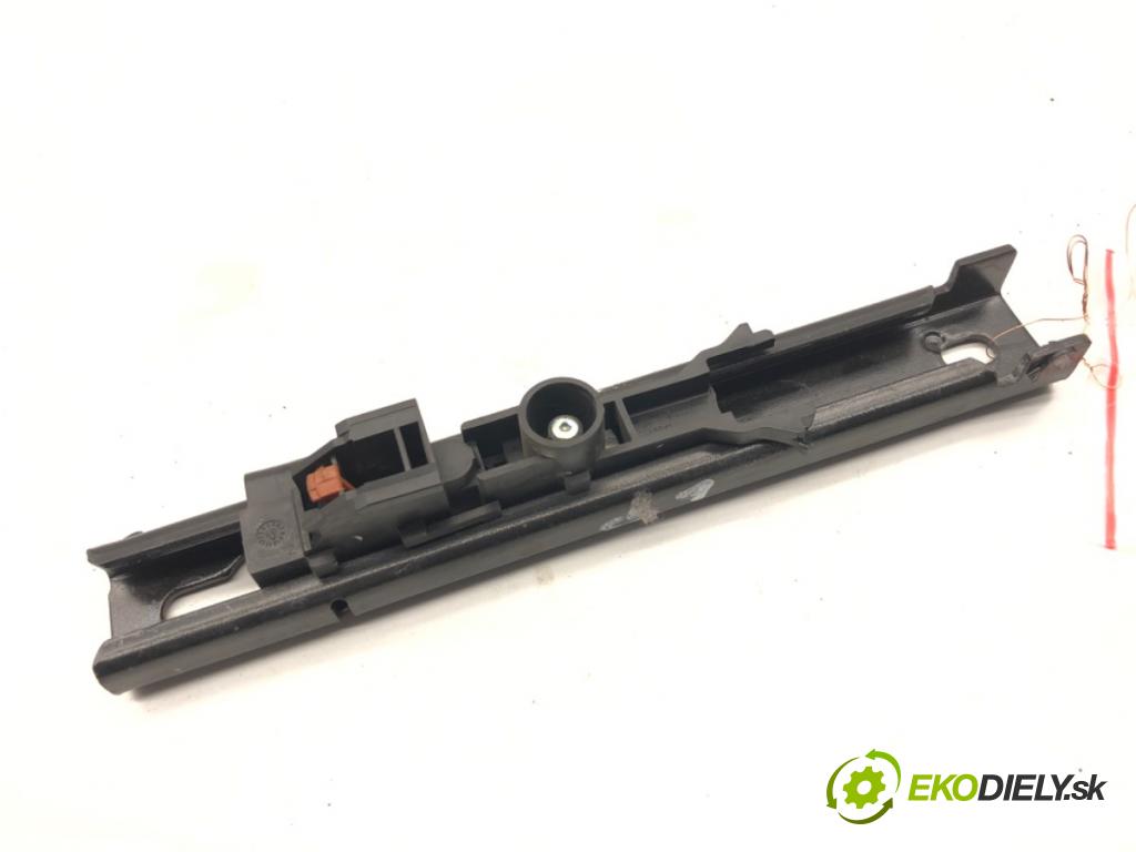 PEUGEOT 207 liftback 2008 54 kW 1.4 1360 ZIPS: nastavenia PASA ľavy 9681027880