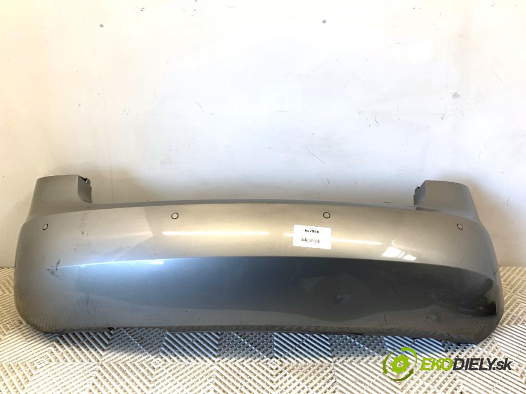 SKODA FABIA II liftback 2013 63 kW 1.2 TSI 1197 Nárazník zad  (Kľučka dverí ostatné)