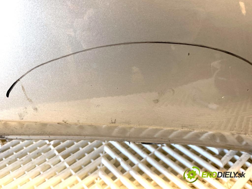 SKODA FABIA II liftback 2013 63 kW 1.2 TSI 1197 Nárazník zad  (Kľučka dverí ostatné)