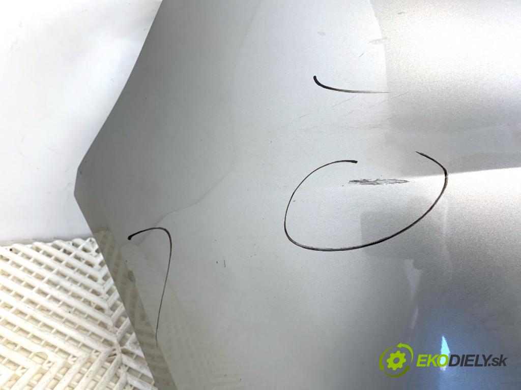 SKODA FABIA II liftback 2013 63 kW 1.2 TSI 1197 Nárazník zad  (Kľučka dverí ostatné)