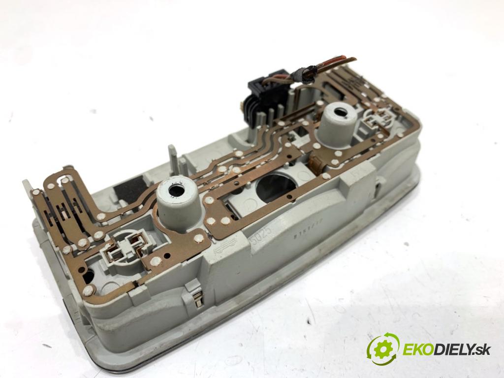 SKODA FABIA II liftback 2013 63 kW 1.2 TSI 1197 Svetlo stropné 3B0947105C