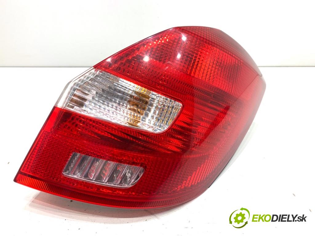 SKODA FABIA II liftback 2013 63 kW 1.2 TSI 1197 světlo pravý zadní část 5J6945112