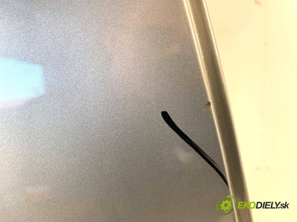 SKODA FABIA II liftback 2013 63 kW 1.2 TSI 1197 Dvere pravy zad LF8H