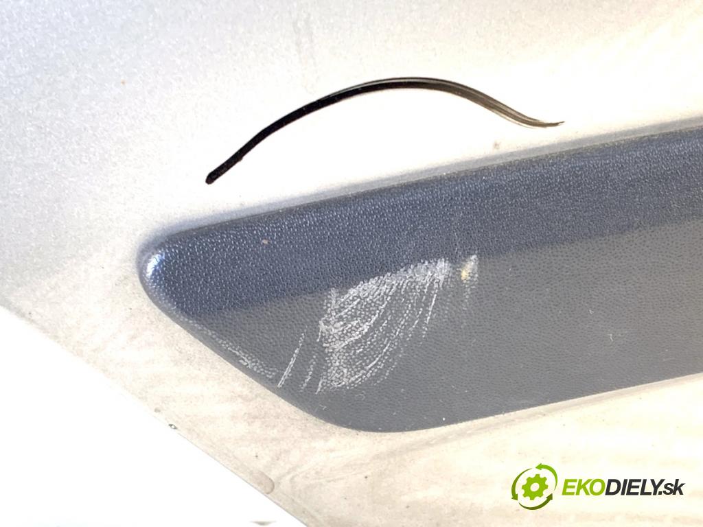 SKODA FABIA II liftback 2013 63 kW 1.2 TSI 1197 Dvere pravy zad LF8H