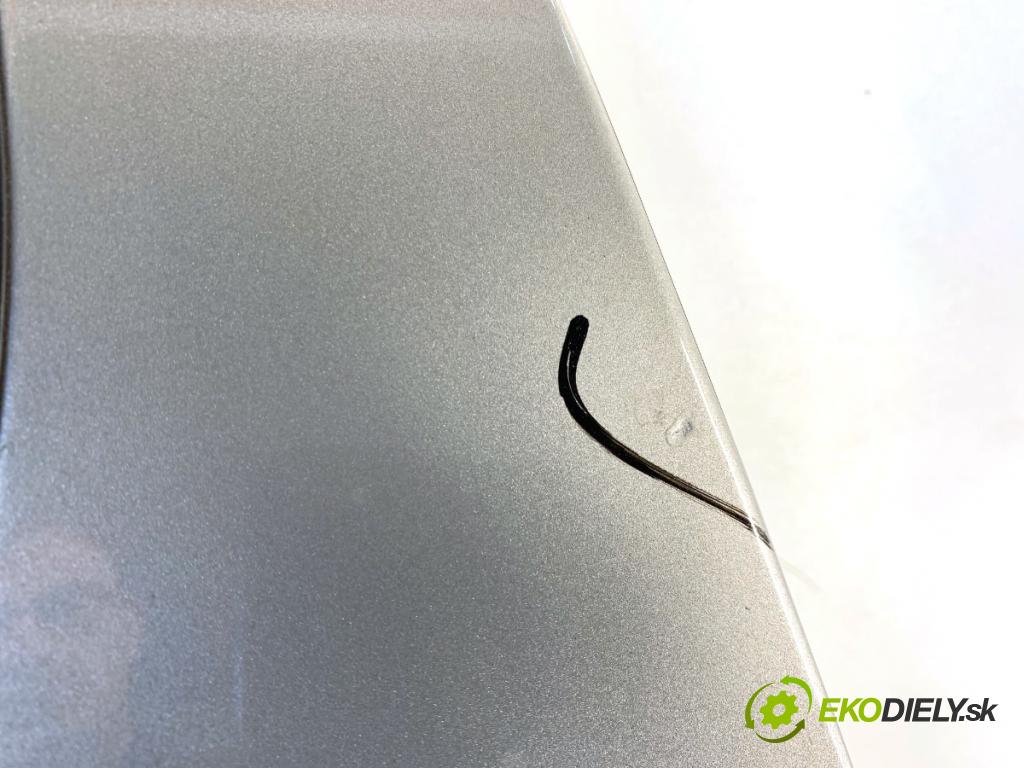 SKODA FABIA II liftback 2013 63 kW 1.2 TSI 1197 dveře levý zadní část LF8H