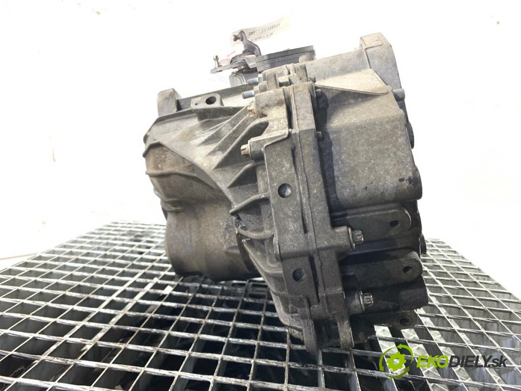 OPEL ZAFIRA C nadwozie wielkoprzestrzenne (MPV) 2014 100 kW 1.6 CDTI (75) 1598 převodovka 55574460 (Převodovka)