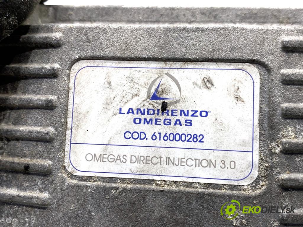 SKODA FABIA II liftback 2013 63 kW 1.2 TSI 1197 riadiaca jednotka LPG 616000282