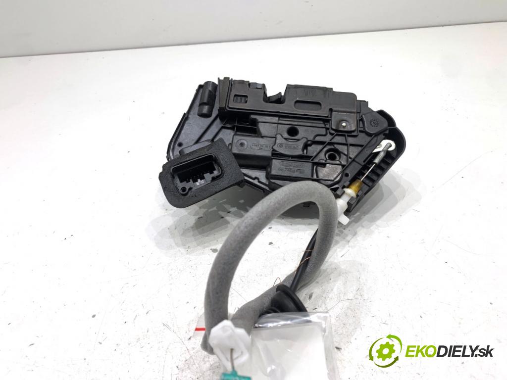 SKODA SUPERB III liftback 2018 110 kW 2.0 TDI 1968 zámok Dvere pravy predný 5TB837016A