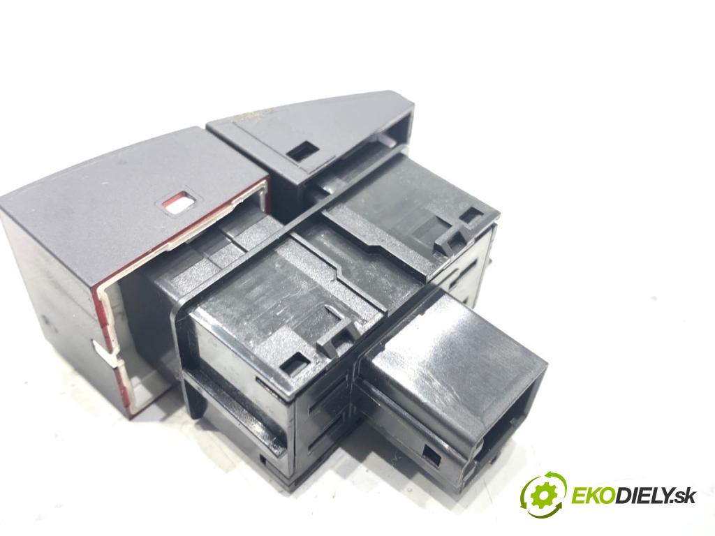 SKODA SUPERB III liftback 2018 110 kW 2.0 TDI 1968 Spínač svetiel výstražných (núdzových) 3V0953507 (Prepínacie páčky pod volantom)