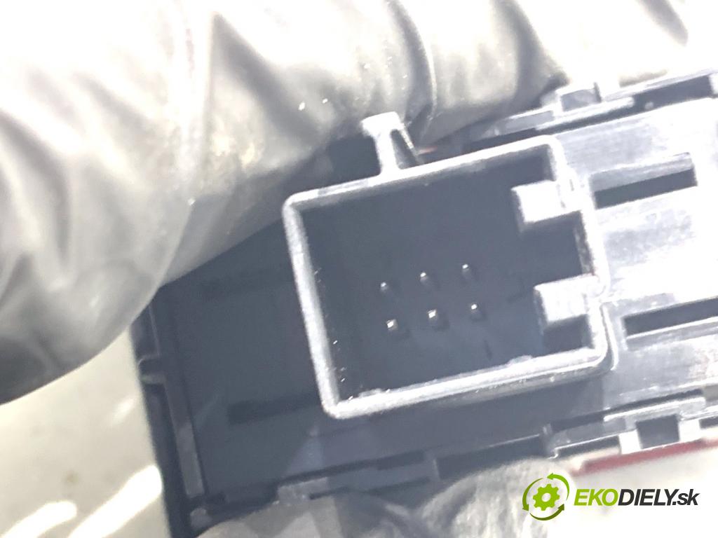 SKODA SUPERB III liftback 2018 110 kW 2.0 TDI 1968 Spínač svetiel výstražných (núdzových) 3V0953507 (Prepínacie páčky pod volantom)