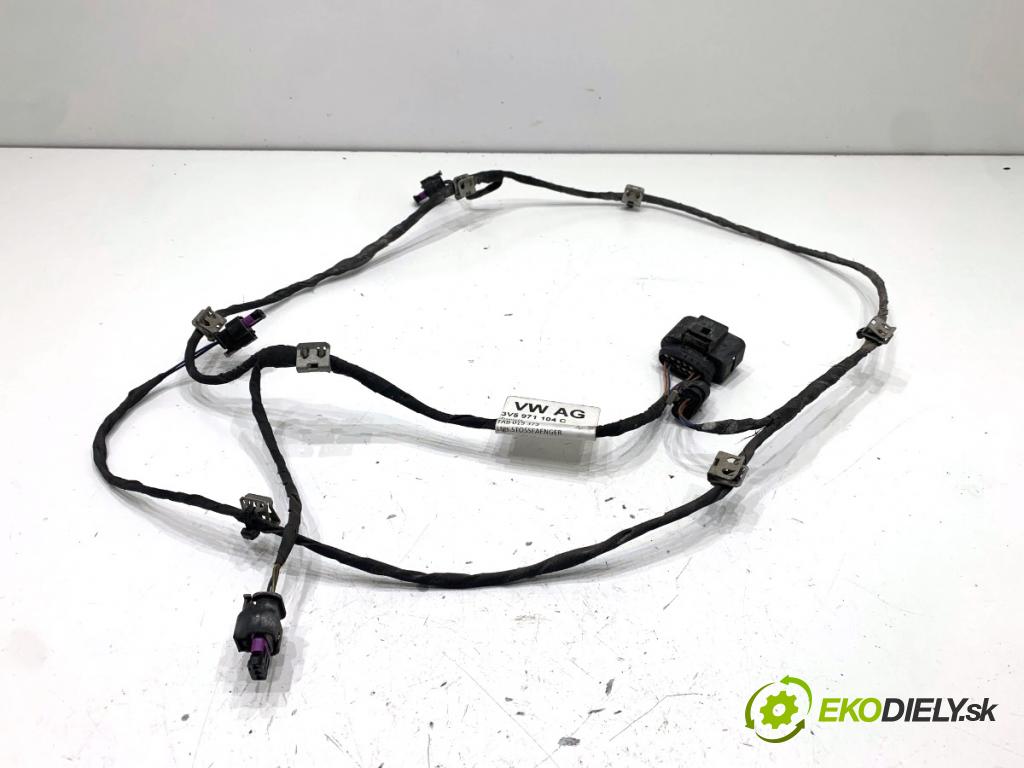 SKODA SUPERB III liftback 2018 110 kW 2.0 TDI 1968 Káblovačka PDC zad 3V5971104C